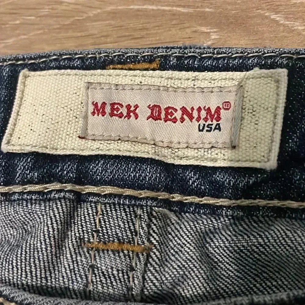 MEK distressed boot